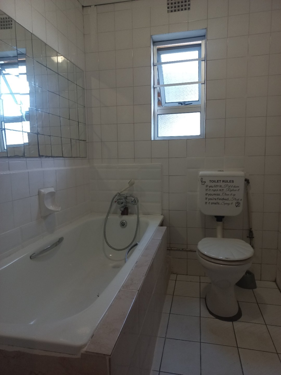 2 Bedroom Property for Sale in Elsies River Western Cape